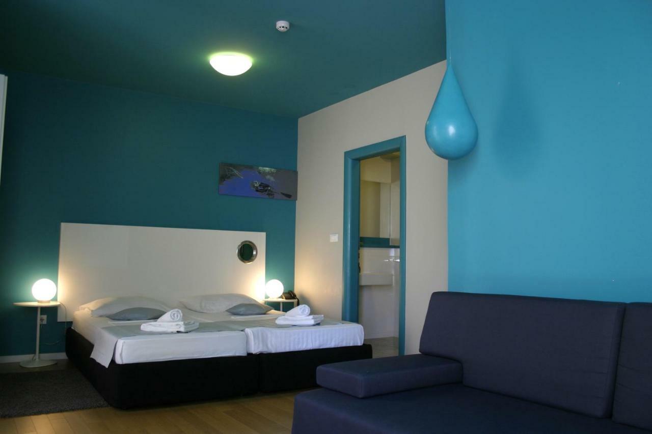Apartments Villa Azzurra Bol Exterior foto