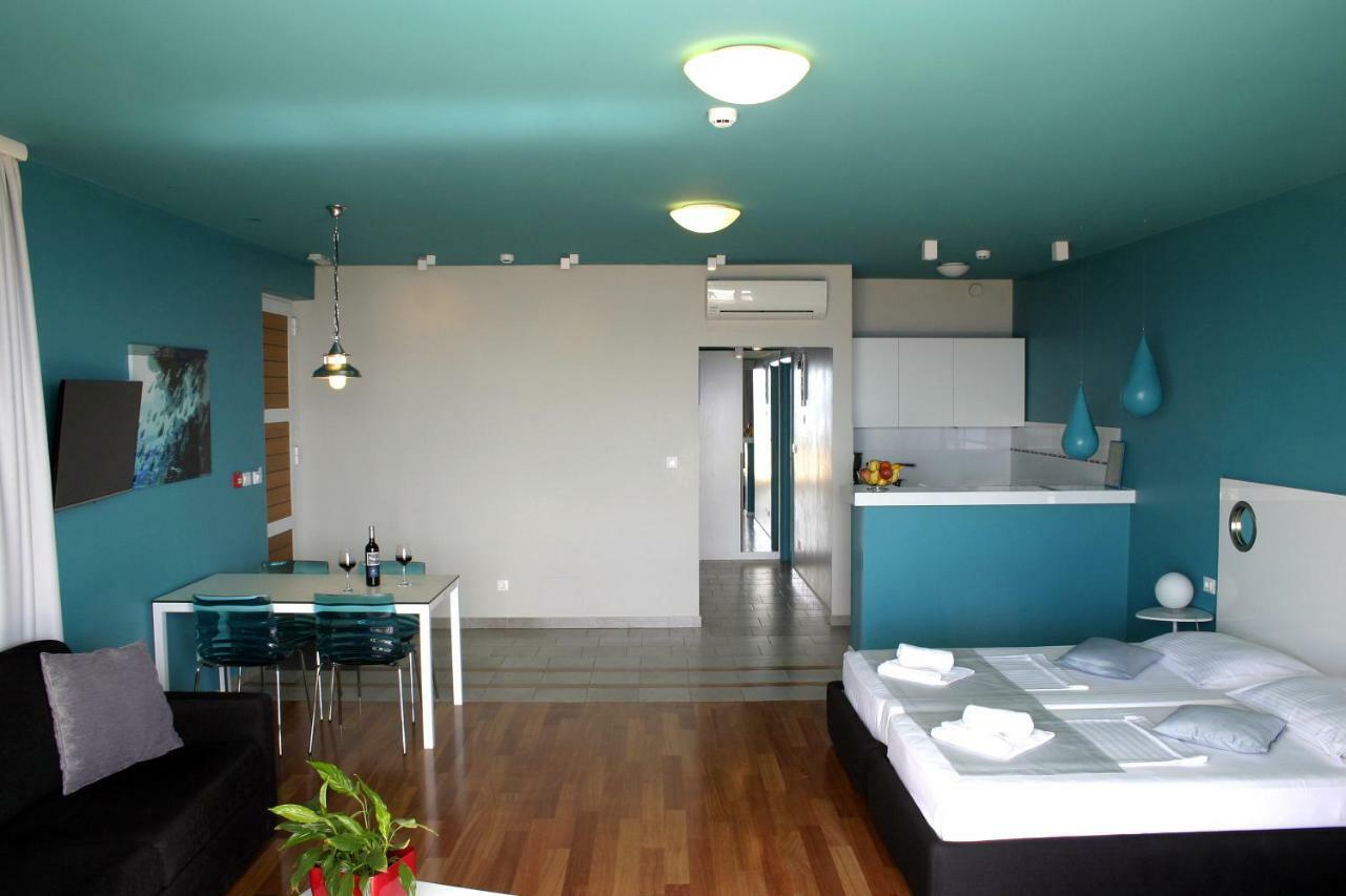 Apartments Villa Azzurra Bol Exterior foto